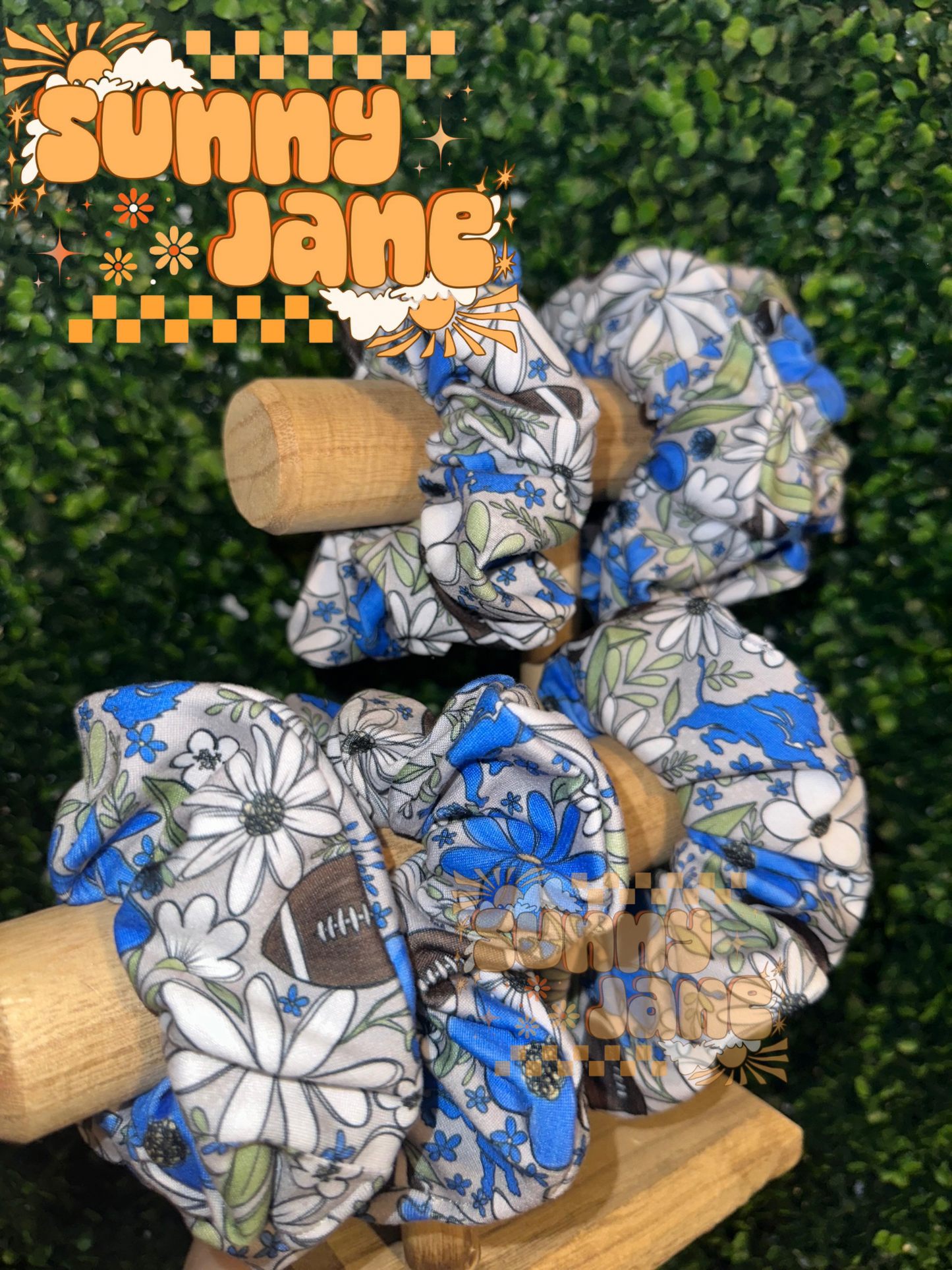 Honolulu Jumbo Scrunchie